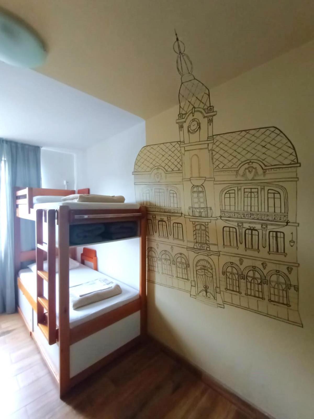 Hostal Casa *